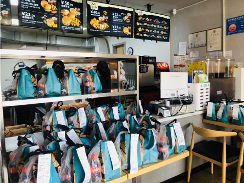 韋小堡店鋪高峰期